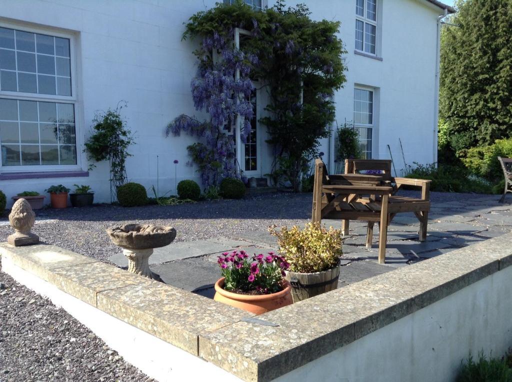 Frondderw Country House Bed & Breakfast Bala Exterior photo
